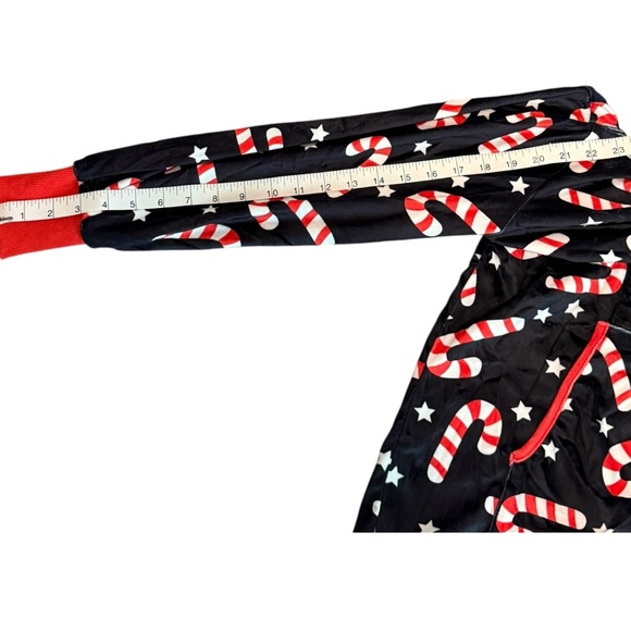 Unisex Adult Candy Cane Christmas Onesie Hoodie Pajamas Sz Small Fleece NWOT - Picture 7 of 9